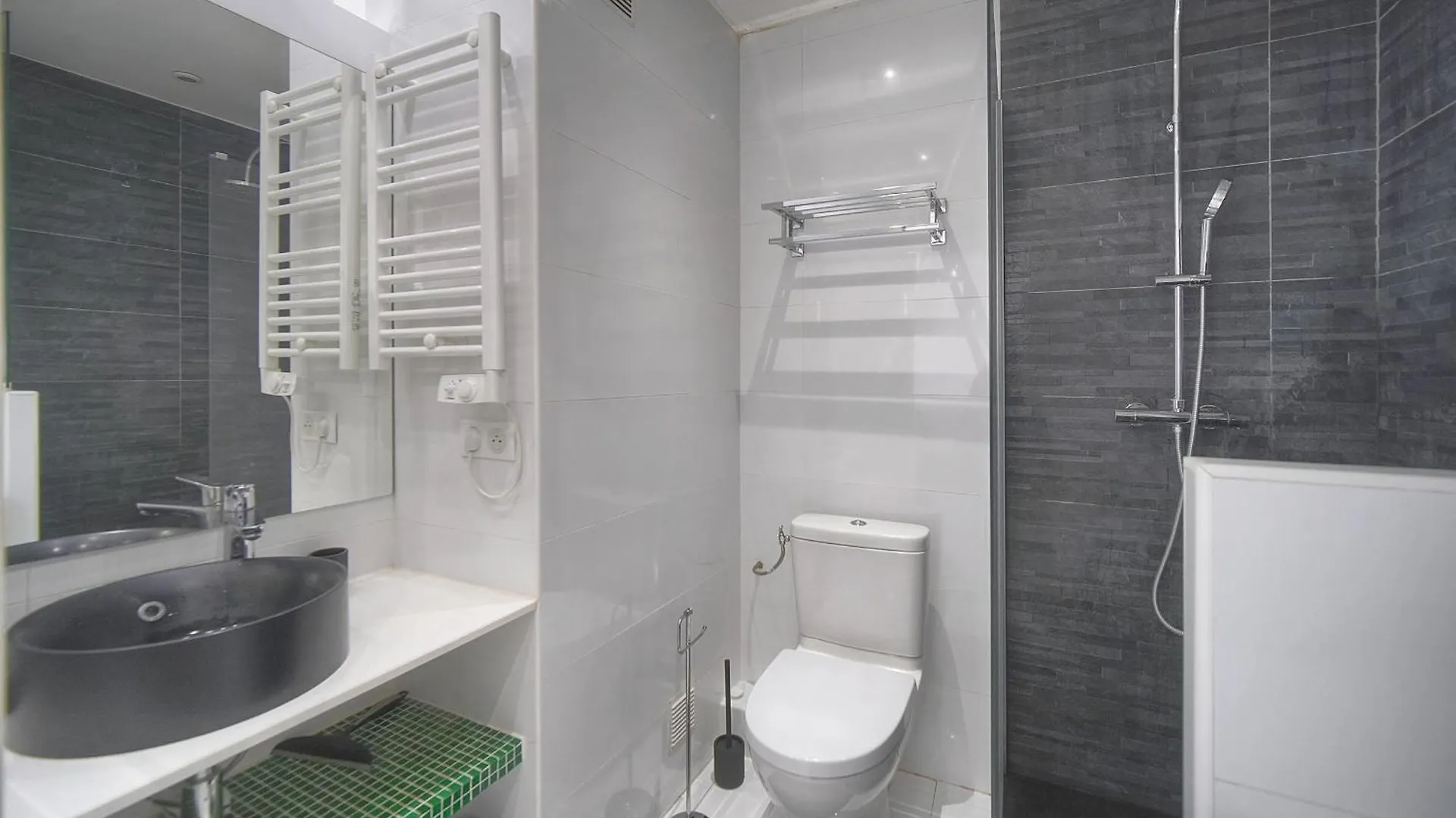 Studio Fonctionnel Et Confortable A0B204 Cannes Apartment
